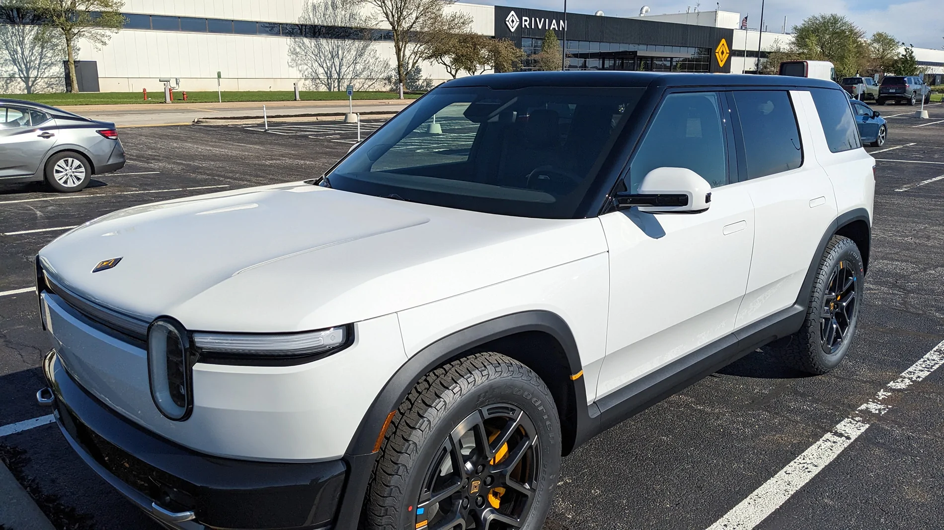 Rivian R1T R1S Chicago Block Party Photos - Half Moon Grey R2 PXL_20260418_212015483