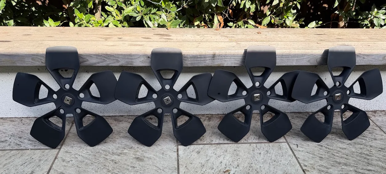 Rivian R1T R1S [CA - Menlo Park] Complete OEM 21" Rivian Wheel Set + TPMS + Aero Covers + (4) Snow Chains/Socks - $1,450 Screenshot 2026-04-27 at 9.29.08 PM