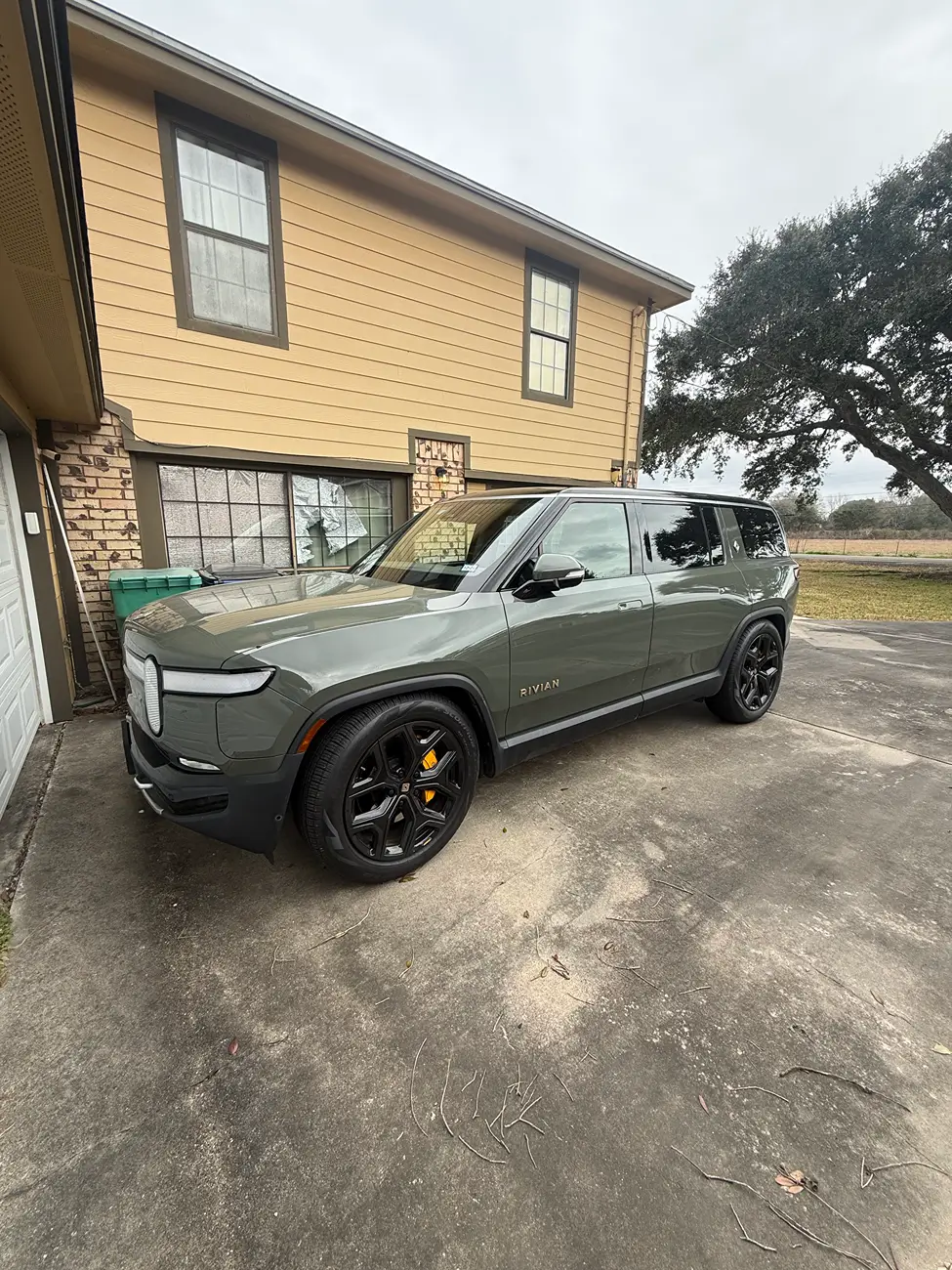 Rivian R1T R1S Acquired R1S 2022 quad Launch edition -- what's next tempImageT2bXBl