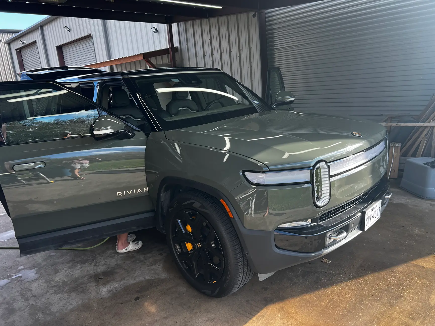 Rivian R1T R1S Acquired R1S 2022 quad Launch edition -- what's next tempImageF28nv2