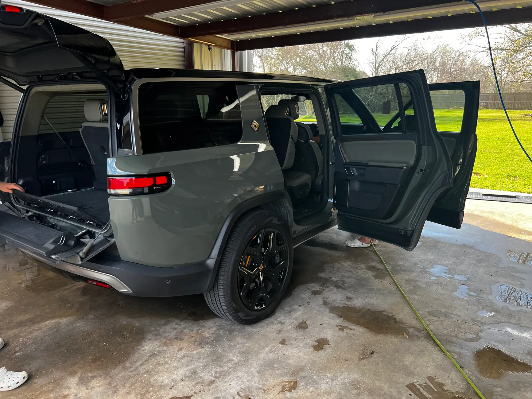 Rivian R1T R1S Acquired R1S 2022 quad Launch edition -- what's next tempImageMLp44