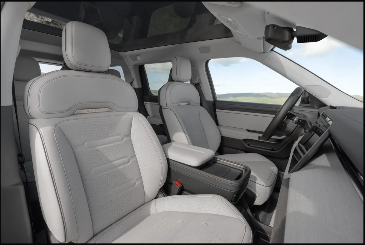 Rivian R1T R1S R2 Performance Launch Package Gets Costal Cloud Interior - Rivian Stories 1777404720128-6c