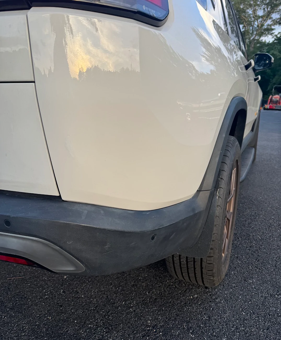 Rivian R1T R1S Looking for feedb dent repair, Screenshot_20260428-204636