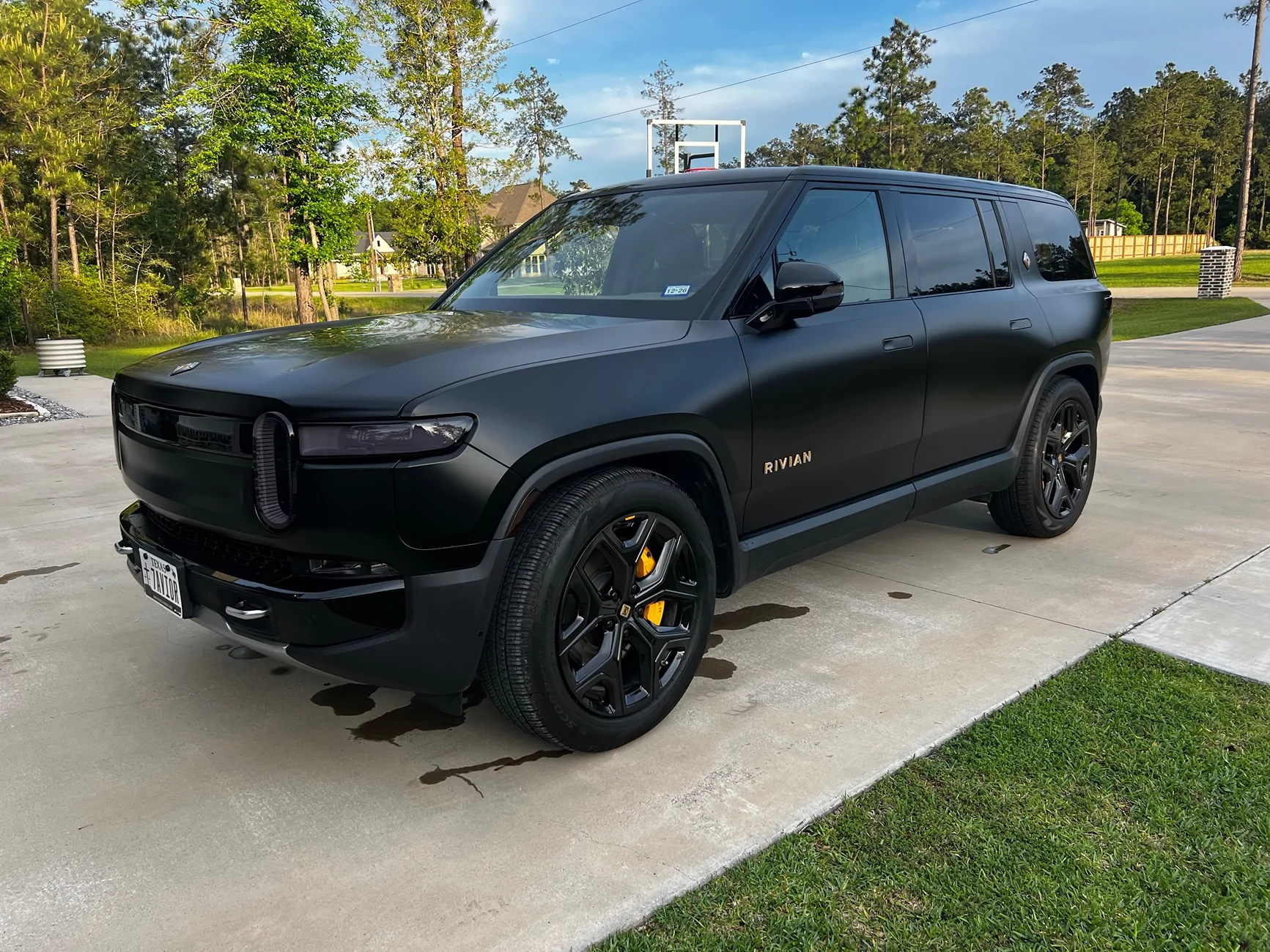 Rivian R1T R1S Acquired R1S 2022 quad Launch edition -- what's next IMG_3961