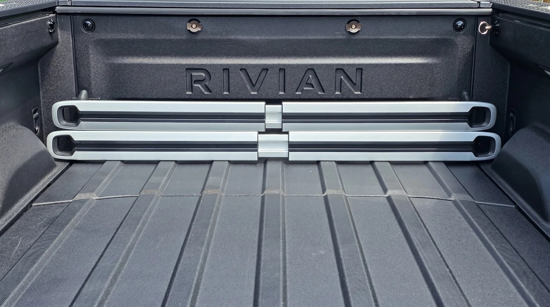 Rivian R1T R1S R1T Crossbars Bed Mount, keeps the bars stable and out of the way when not in use bars in bed shadow removed