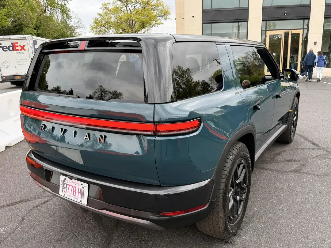 Rivian R1T R1S R2 Block Party @ Roslyn NY - Half Moon Grey, Catalina Cove, Midnight Black R2 photos & video Catalina Cove R2 Rivian photos pictures 4
