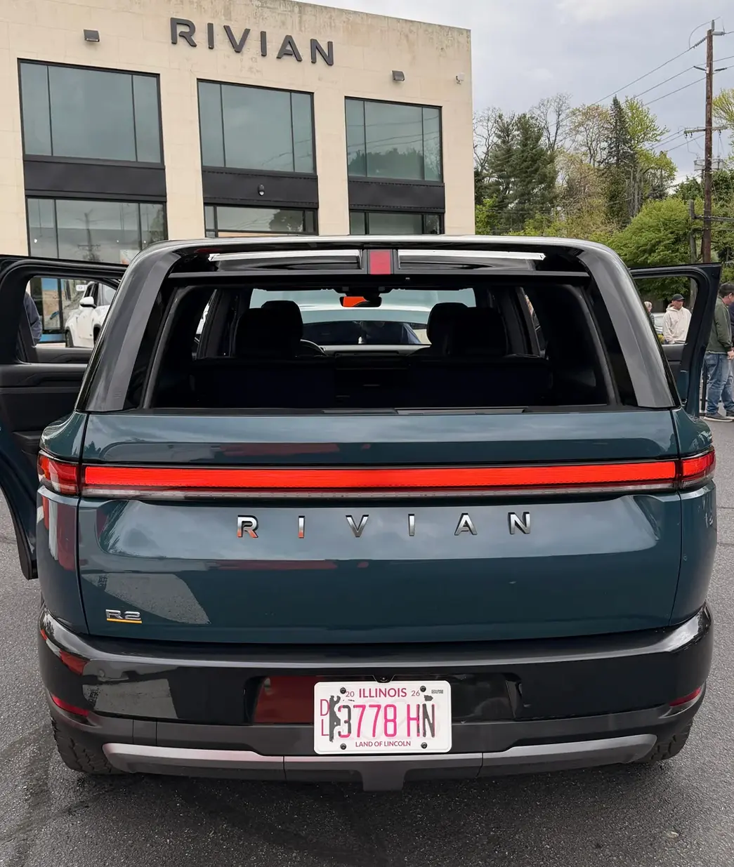 Rivian R1T R1S R2 Block Party @ Roslyn NY - Half Moon Grey, Catalina Cove, Midnight Black R2 photos & video Catalina Cove R2 Rivian photos pictures 5