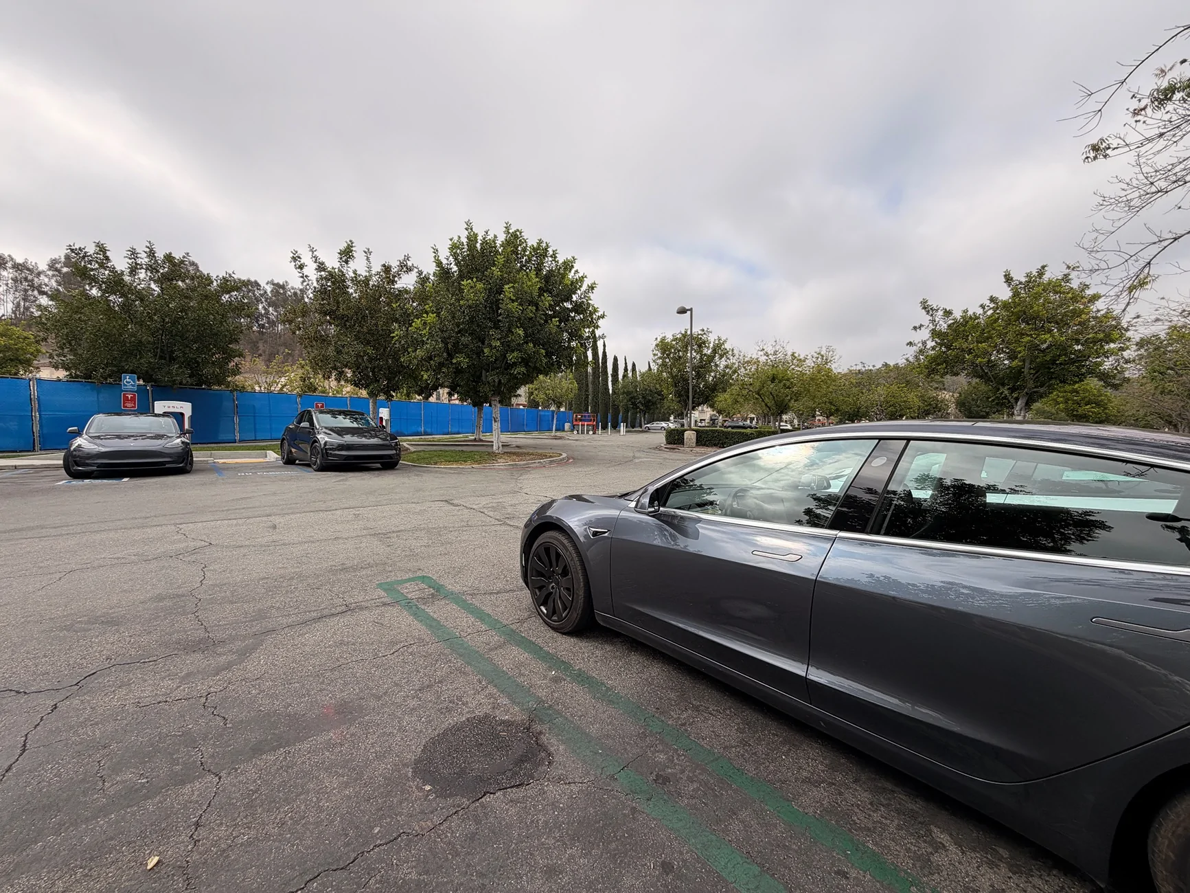Rivian R1T R1S New Rivian Space coming to Calabasas, CA IMG_3084