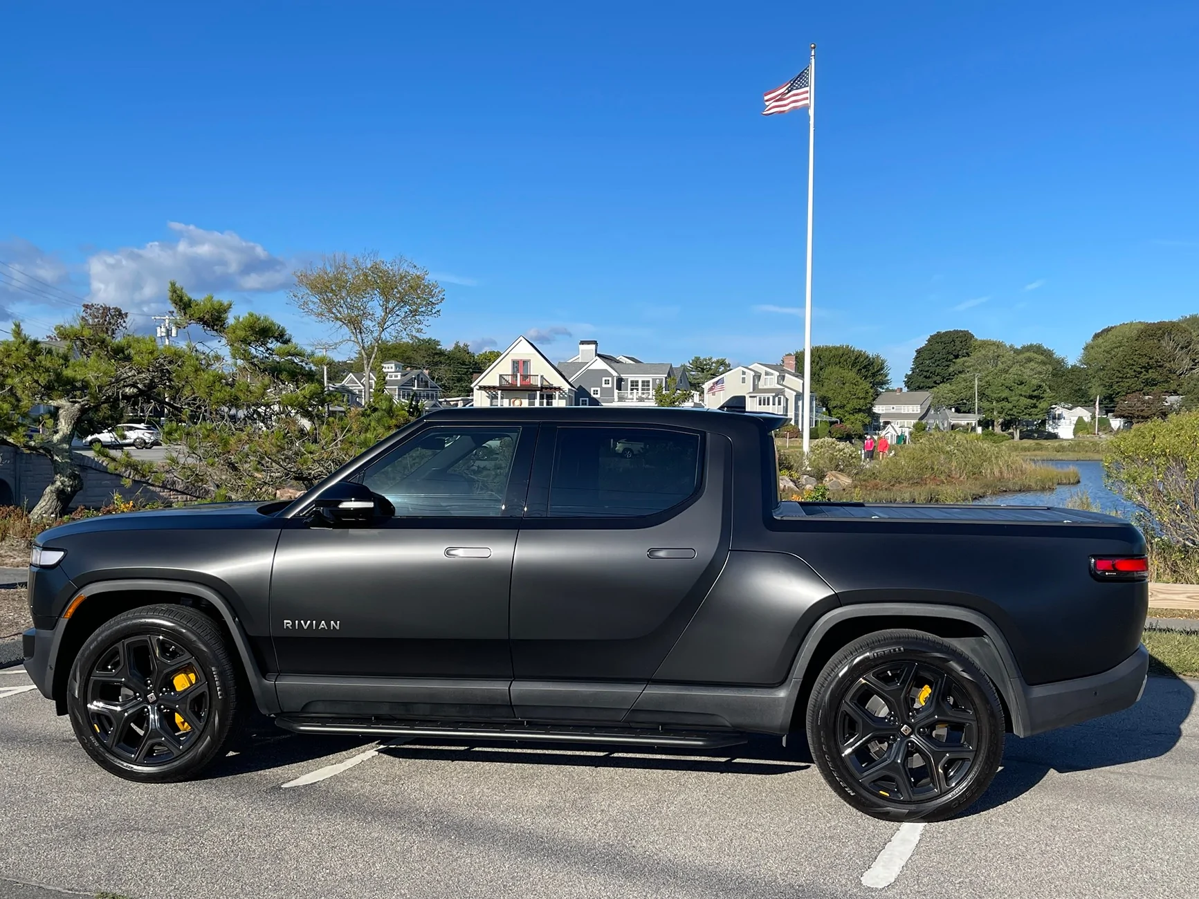 Rivian R1T R1S Matte wrap gang! Let's see photos of your matte Rivian R1T & R1S IMG_6142