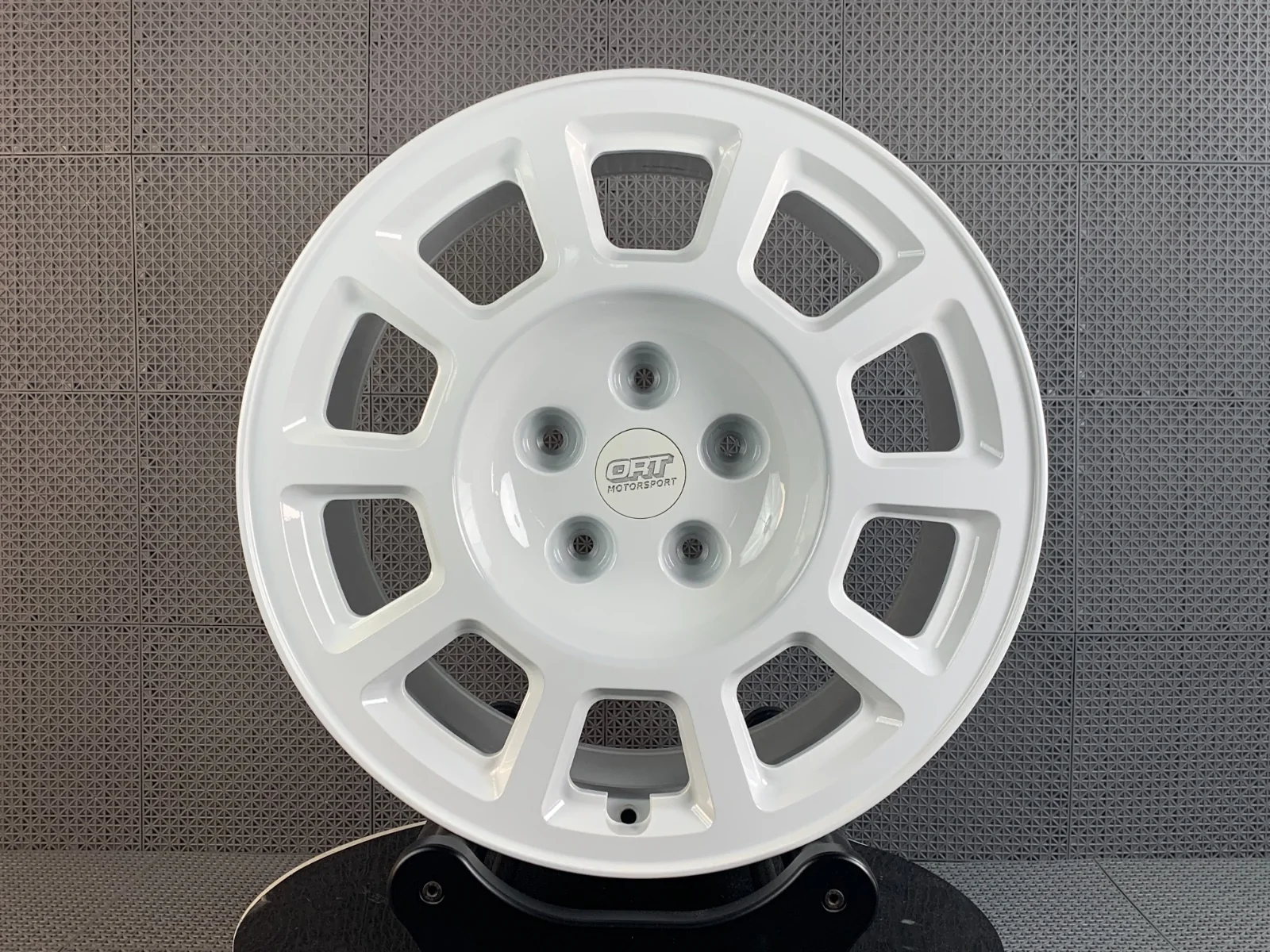 Rivian R1T R1S White powder coated wheels - looking for feedback. 1000016661
