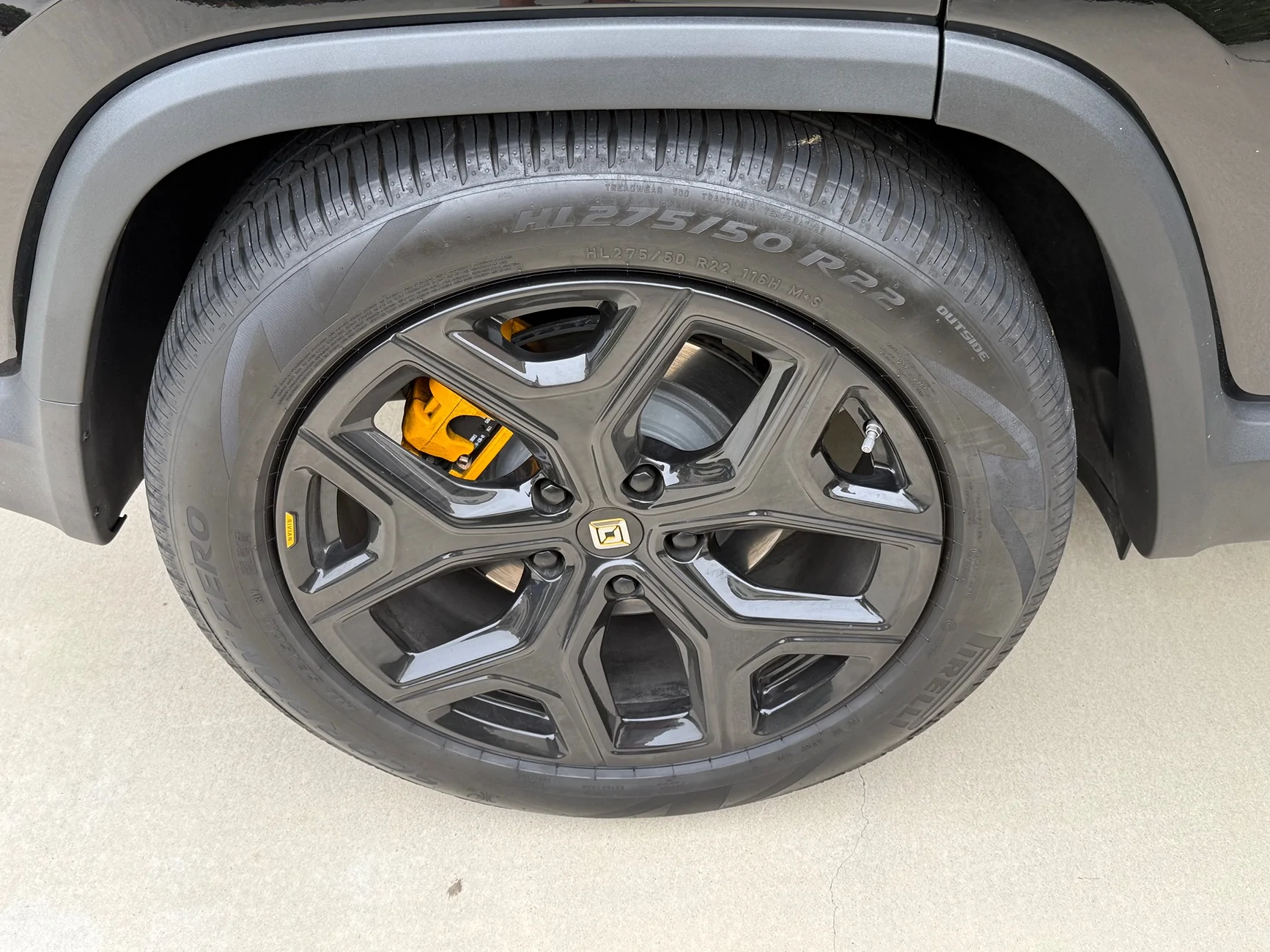 Rivian R1T R1S SOLD: 22” Sport Dark Wheels and Tires (Orange County) IMG_3175