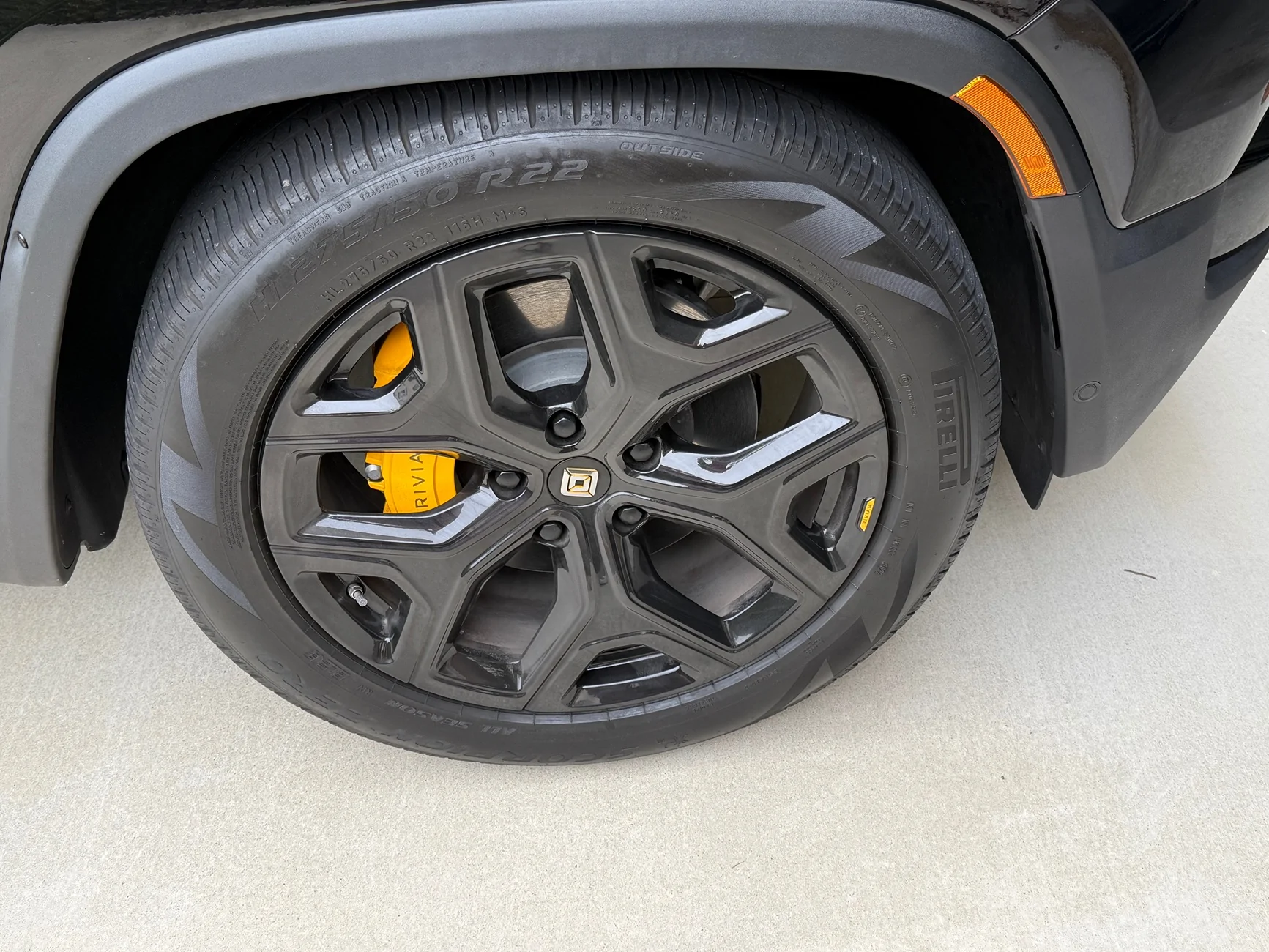 Rivian R1T R1S SOLD: 22” Sport Dark Wheels and Tires (Orange County) IMG_3176