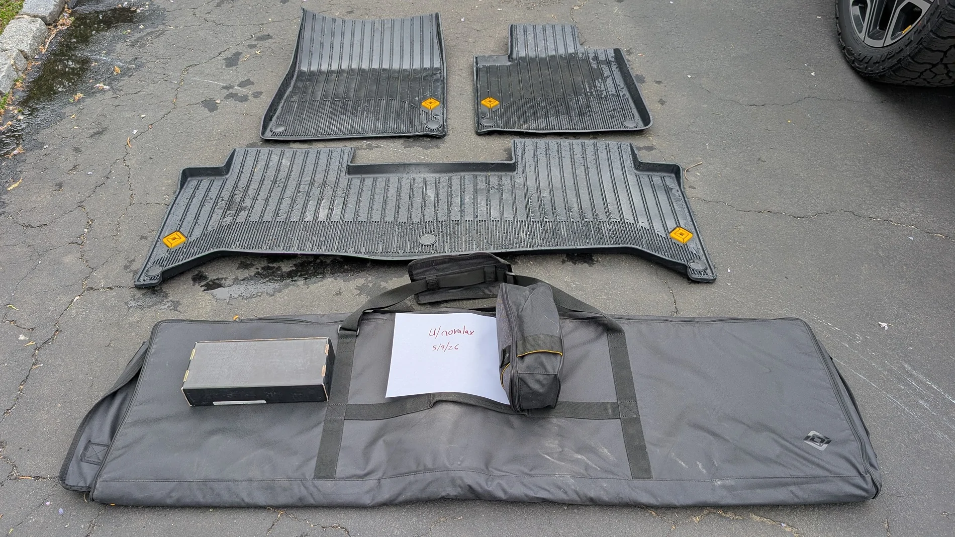 Rivian R1T R1S Comma 4, Aux Air Compressor Kit, OEM Tonneau Cover Bag, R1T Gen 1 All Weather Mats PXL_20260509_164134707
