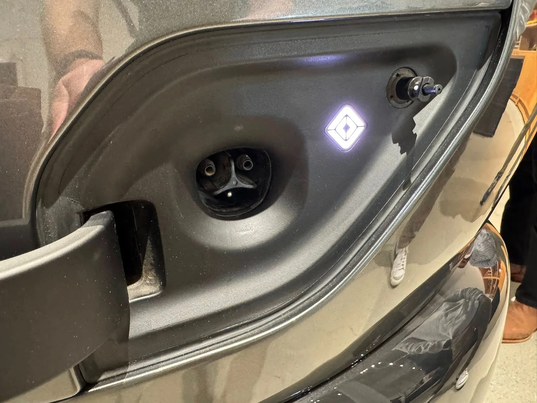 Rivian R1T R1S Atlanta R2 Block Party - Photos (Half Moon Grey, Catalina Cove, Midnight Black) Atlanta R2 Block Party - Photos (Half Moon Grey, Catalina Cove, Midnight Black)13