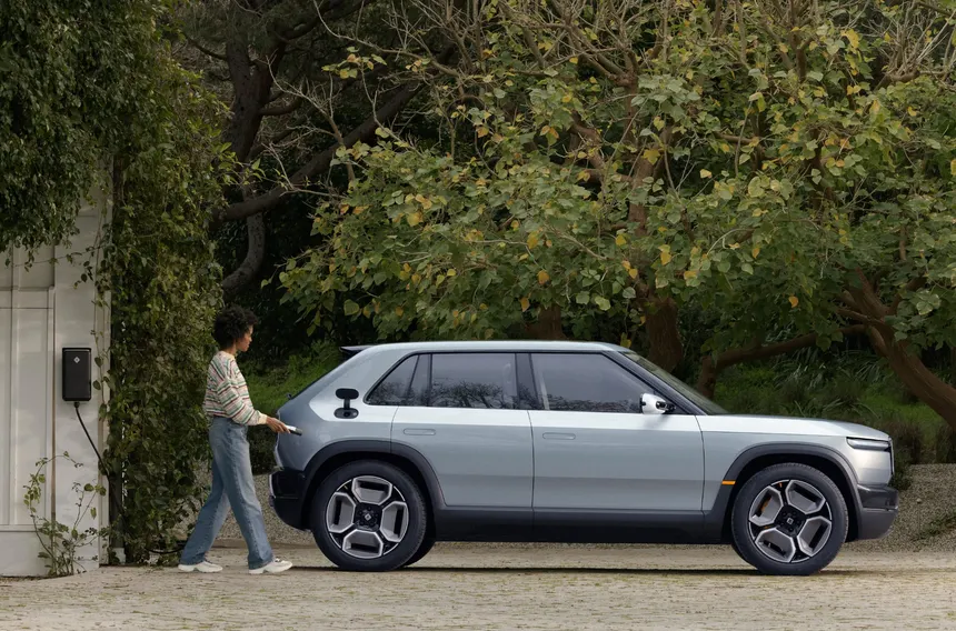 rivian-r3-charging.webp