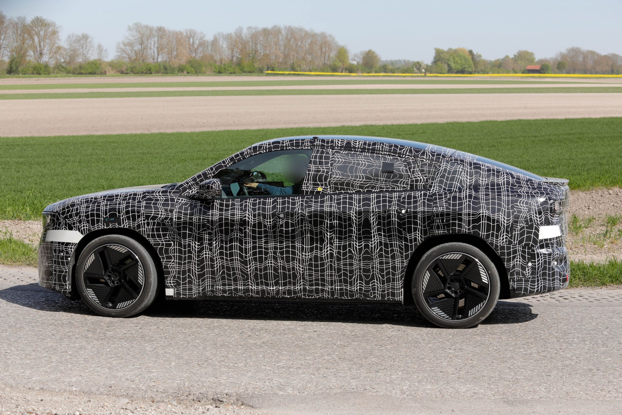 Rivian R1T R1S Rival: 2026 BMW iX3 reviews are impressive... R2 has its work cut out SB39323