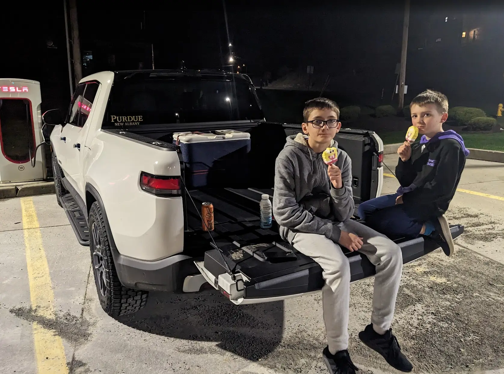 Rivian R1T R1S "I would never want to be stuck waiting for an EV to charge" 1778850383969-ly