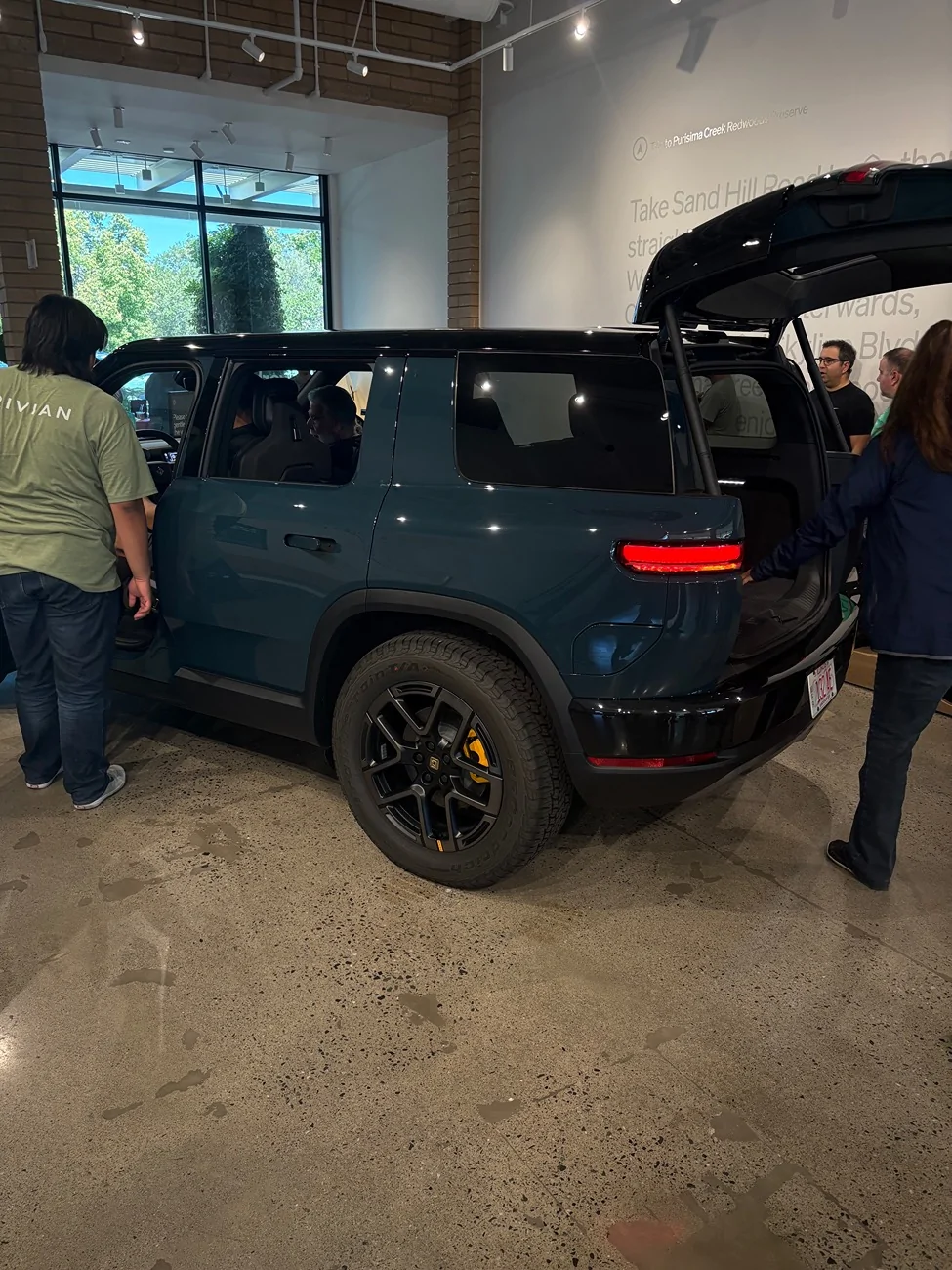 Rivian R1T R1S Palo Alto & Miami R2 Block Parties -- RSVP Signup Page / Dates (May 15-17) IMG_2523