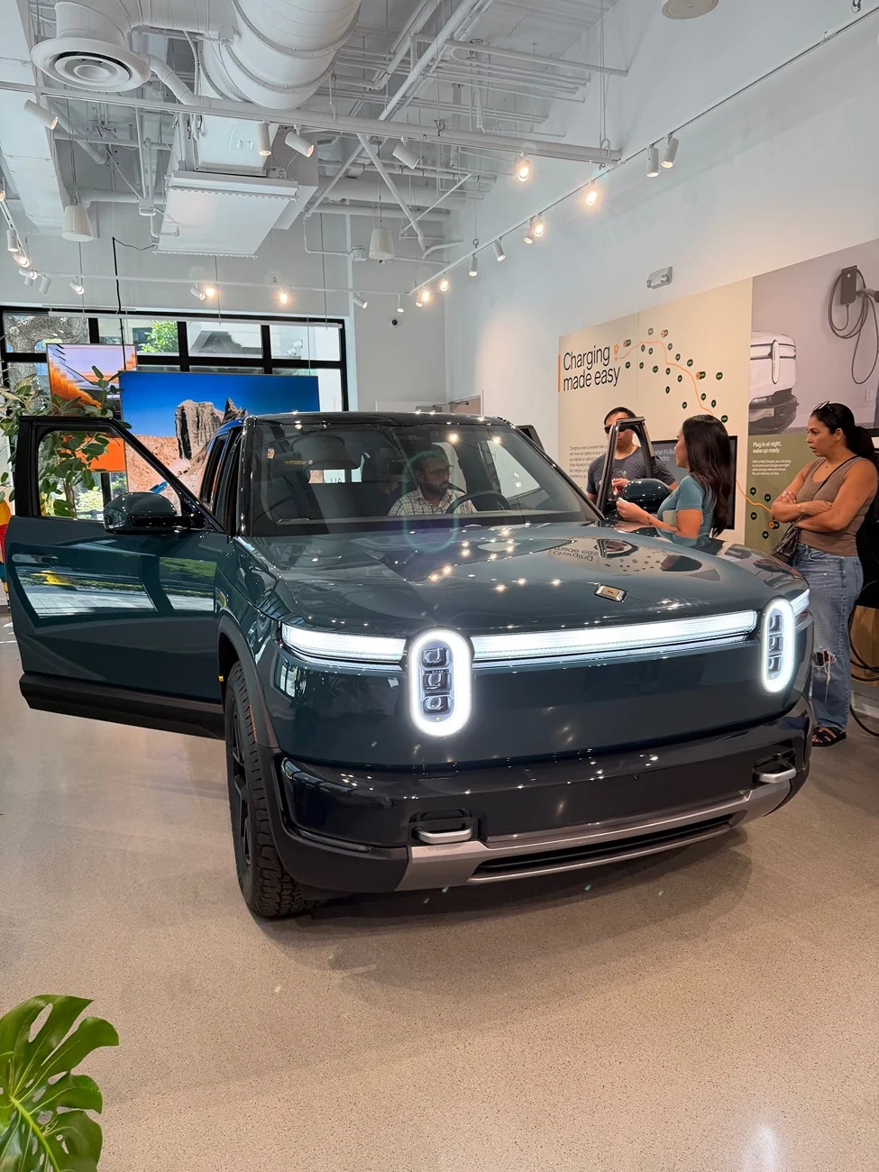 Rivian R1T R1S My First Time Seeing The Near Production R2! IMG_8051