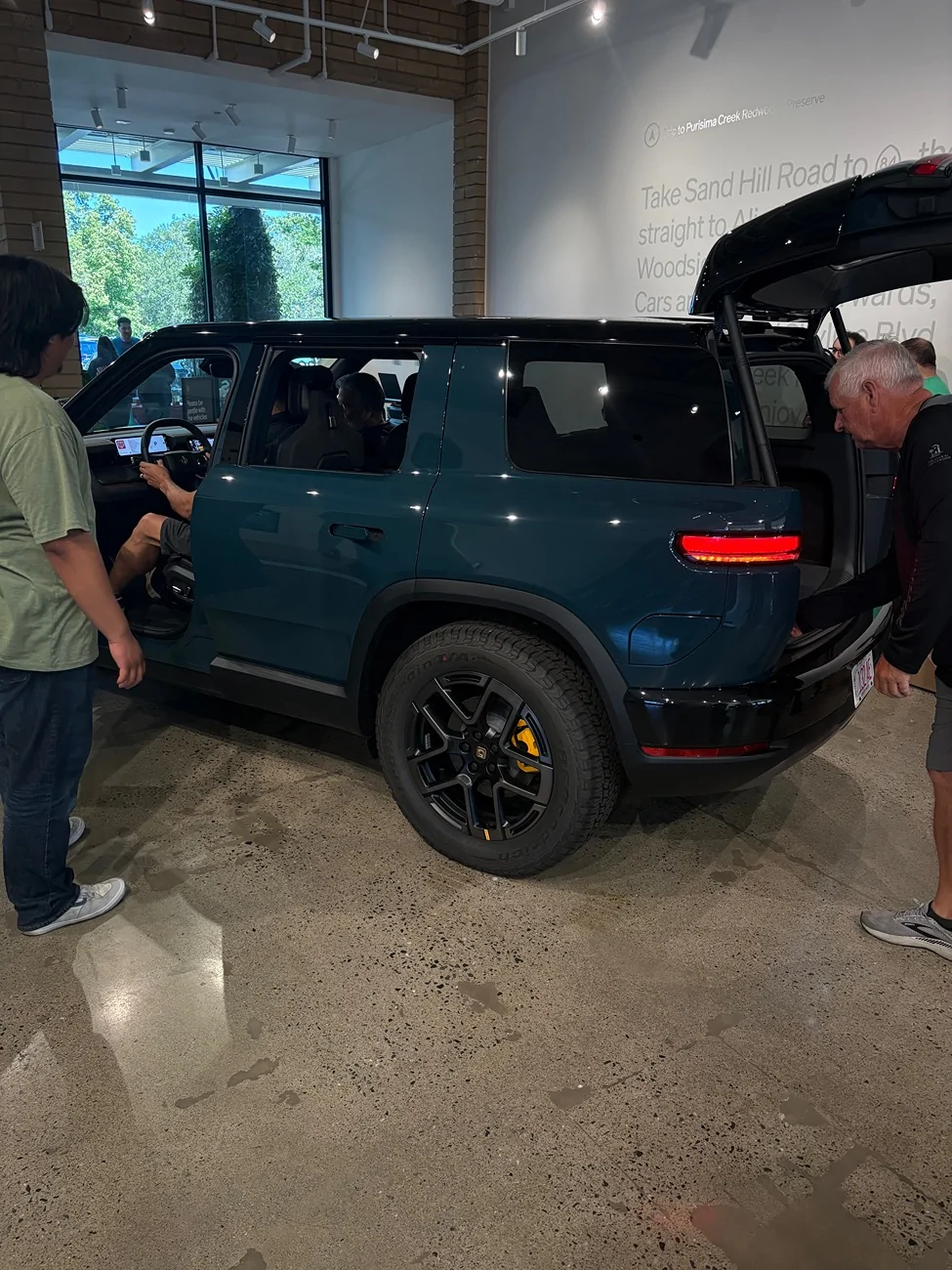 Rivian R1T R1S R2 Configurator is Live! 🎉  What's your configuration? IMG_2524