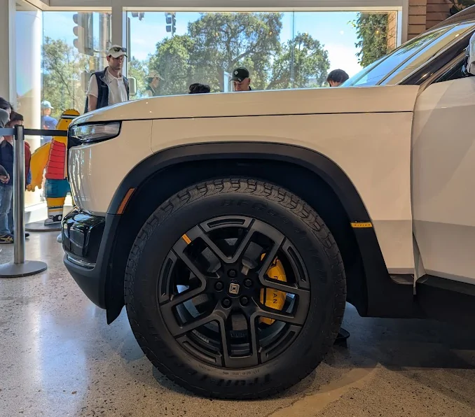 Rivian R1T R1S R2 Configurator is Live! 🎉  What's your configuration? Screenshot 2026-05-19 110359