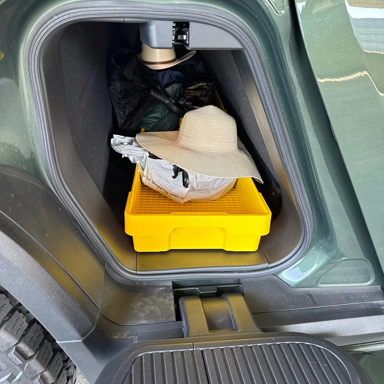 Rivian R1T R1S Frugal Gear Tunnel Bins IMG_4024