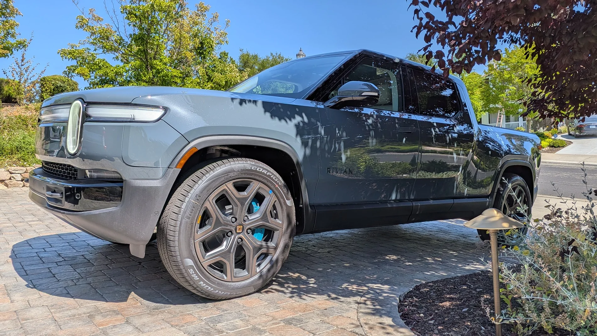 Rivian R1T R1S Back in an R1T after a few years away... PXL_20260523_223505936