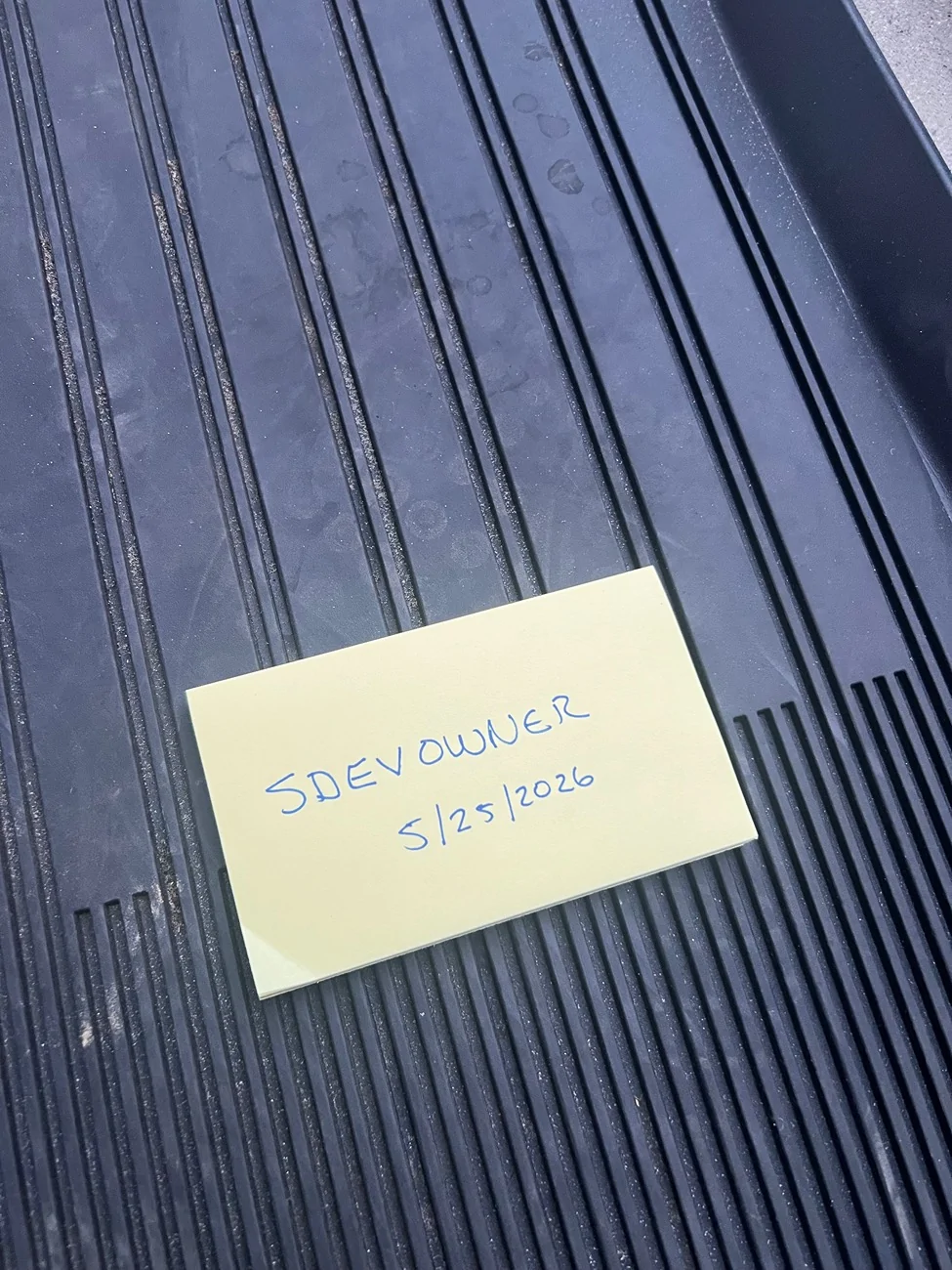 Rivian R1T R1S Free R1S Gen1 All-Weather Floormats IMG_1342