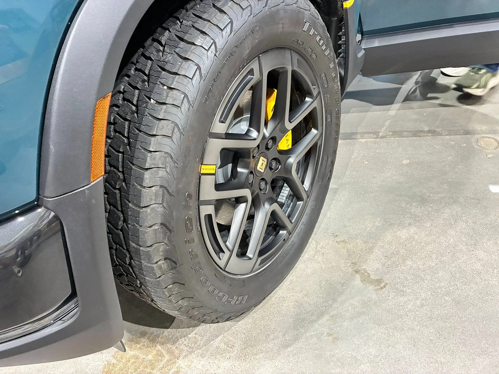Rivian R1T R1S Nashville R2 Block Party pics: Launch Green, Crystal Cove, Midnight Black 706831356_10233776819308286_244171828687584373_n