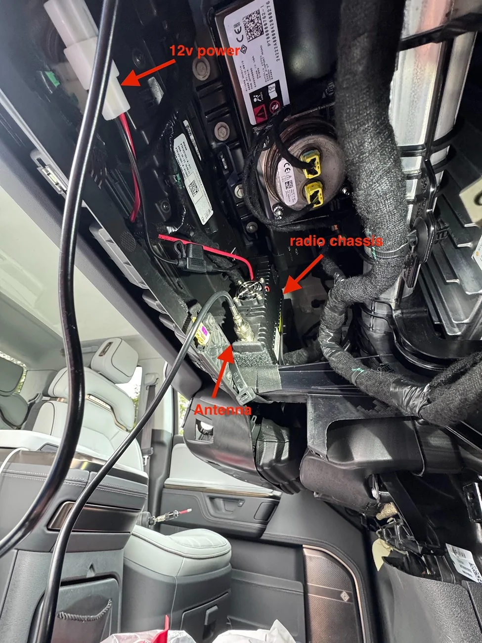 Rivian R1T R1S 50W Mobile GMRS Hidden Install - Midland MXT575 (full DIY build) IMG_4101