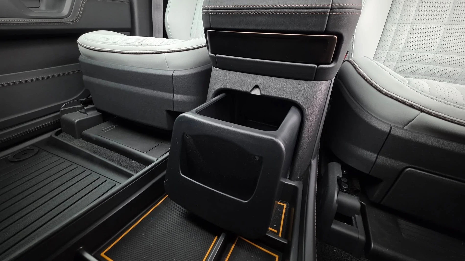 Rivian R1T R1S BestEvMod Forum Member Product Testing – 5 Spots Available 499519304_23951010787869024_5277500552362085537_n