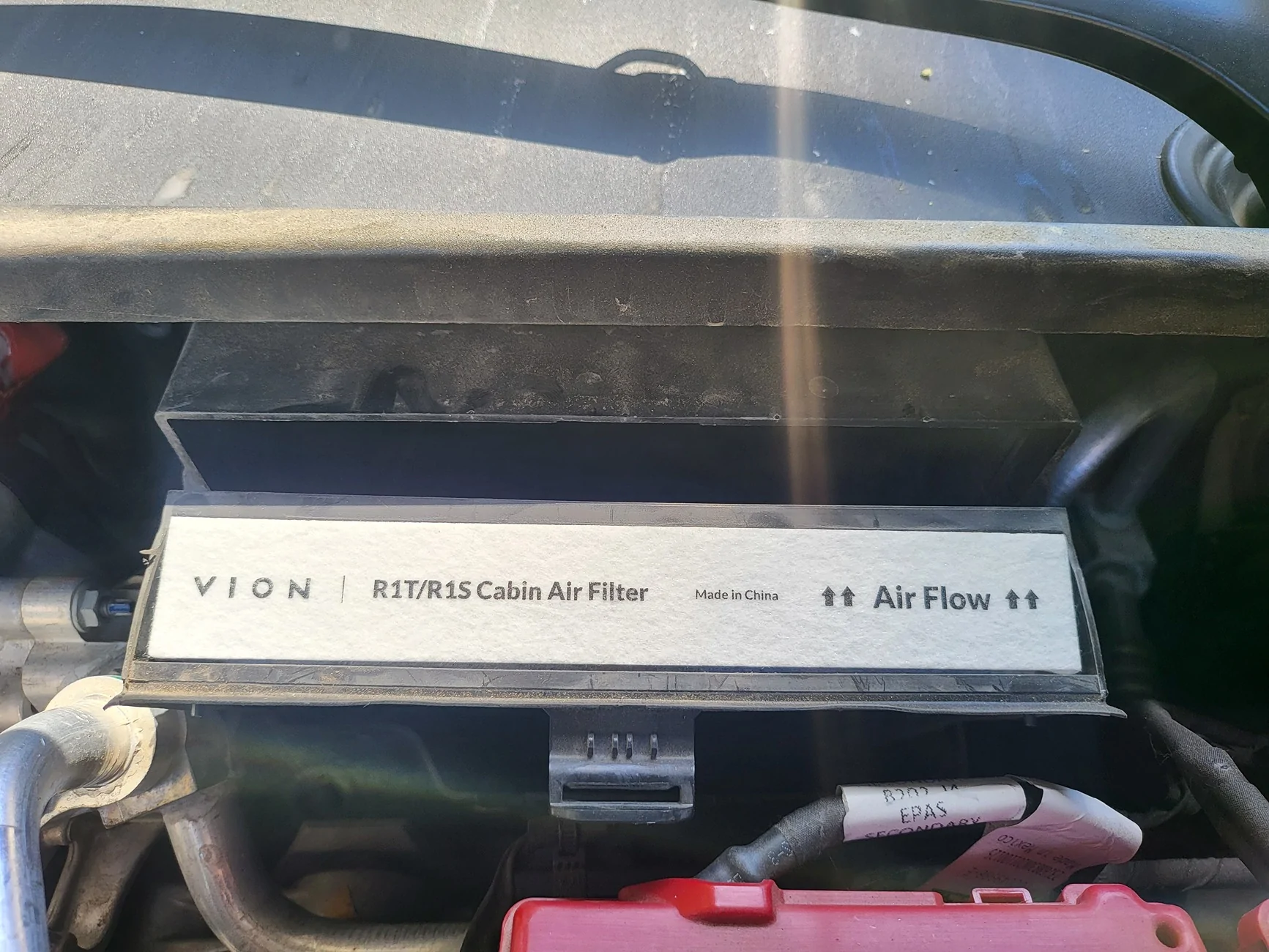 Rivian R1T R1S VION Giveaway: Win R1S/R1T Roof Sunshades + Gray Option Available Now! 20260530_105331