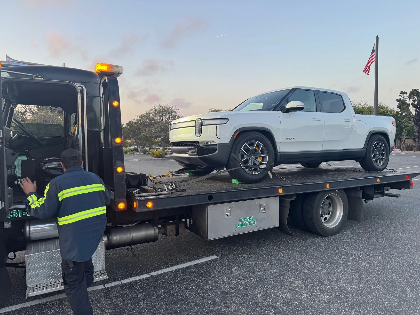 Rivian R1T R1S Service 12V battery system immediately error. - Replaced faulty 12V sensor. IMG_3576