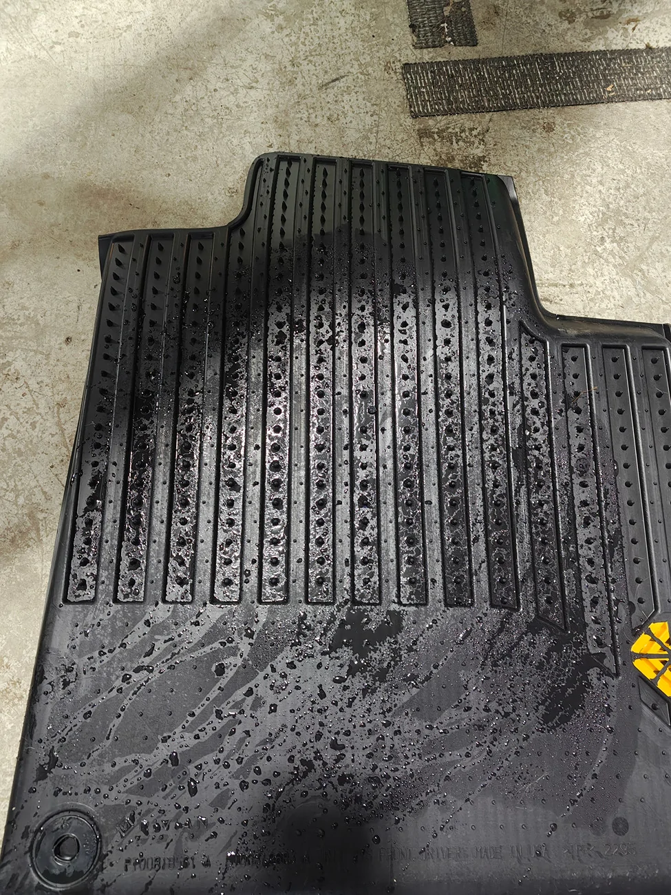 Rivian R1T R1S PSA for all Gen 1 owners! Check your carpets for signs of moisture IMG_20260602_195653148_HDR~2