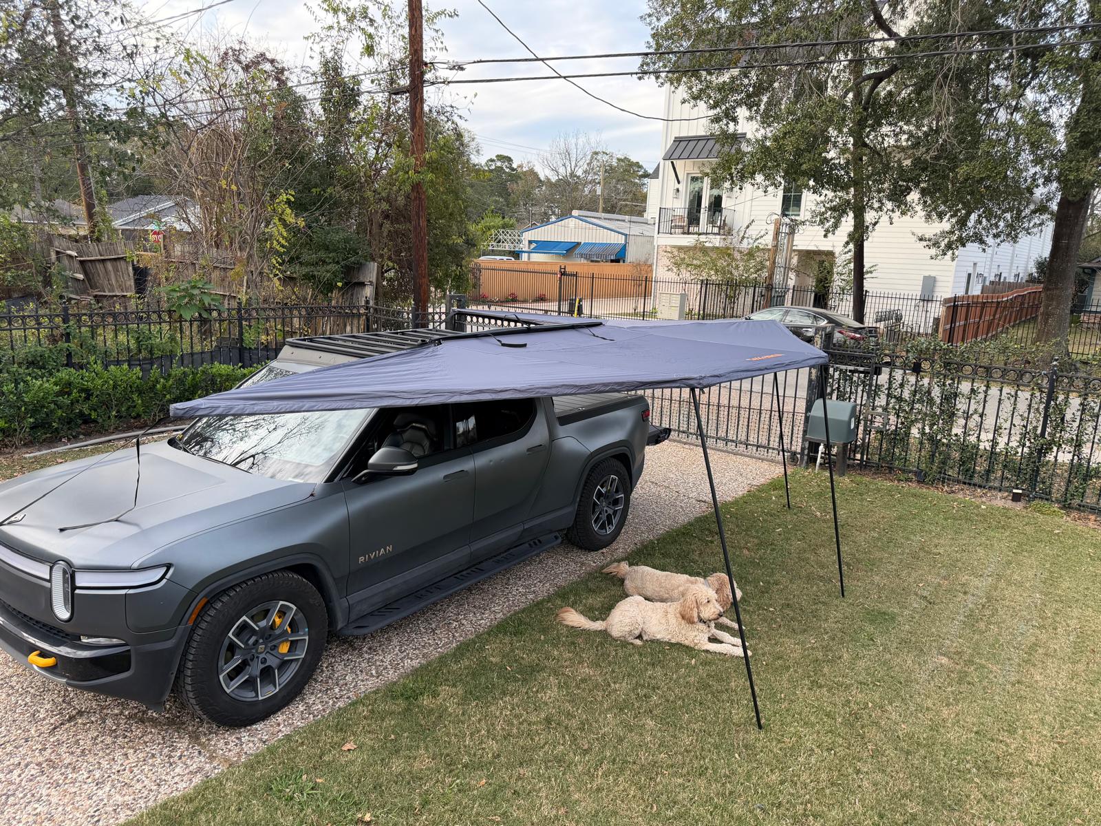 Rivian R1T R1S EVBASE Rivian R1T Running Boards $350 OBO 17153