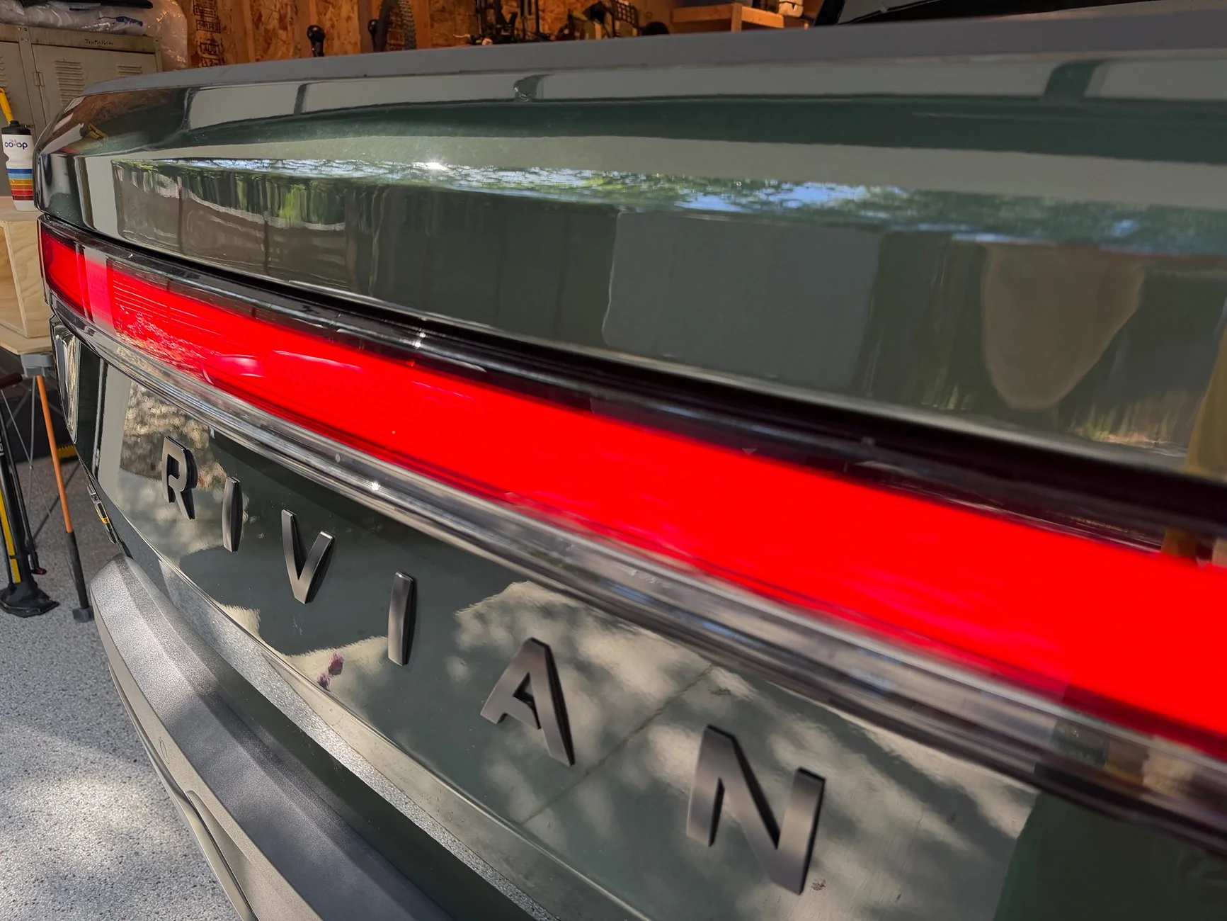 Rivian R1T R1S My turn! To close the garage door while opening the tailgate. IMG_1421