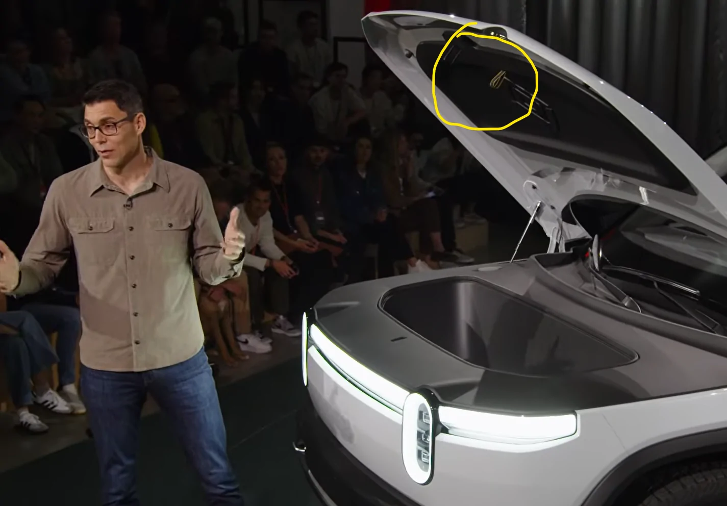 Rivian R1T R1S R2 non-powered frunk is a mistake? 1780606528411-f