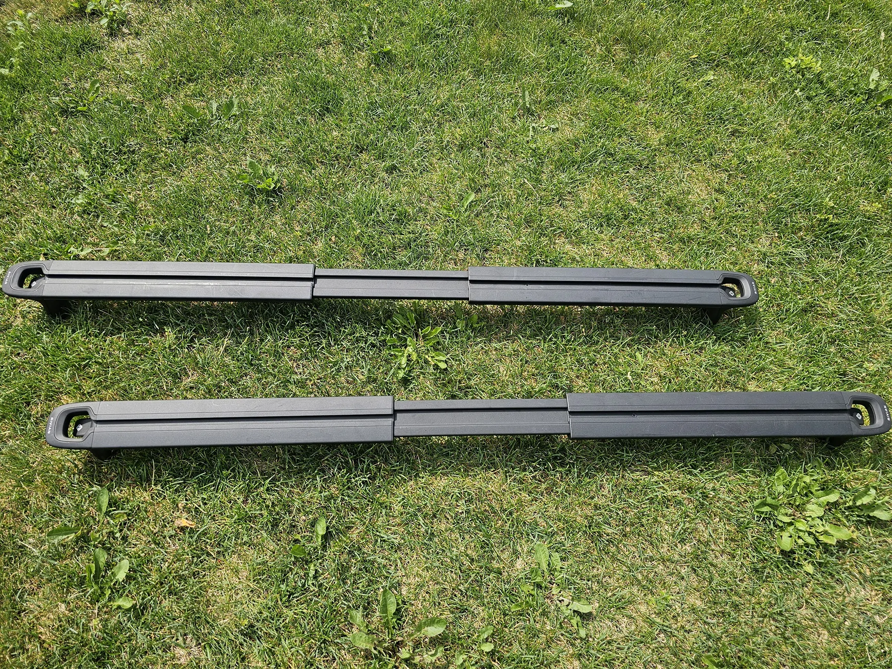 Rivian R1T R1S Rivian Cross Bars - Black Rivian Crossbars