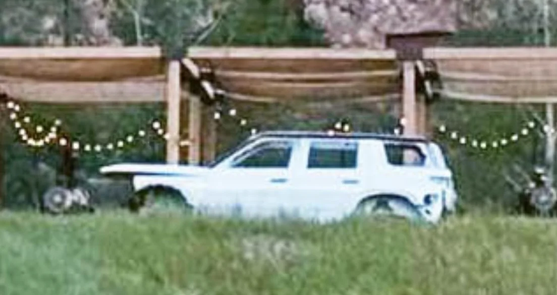 Rivian R1T R1S Treehouse RTT Rooftop Tent spotted on R2 IMG_7881