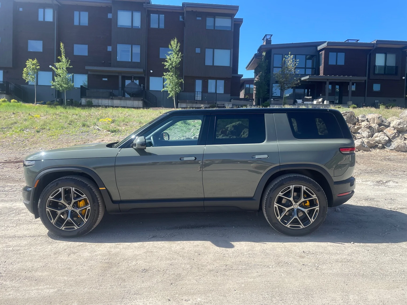 Rivian R1T R1S 13 Rivian R2 (out of 28 total) spotted in Park City, UT. Event Coverage Coming June 9 IMG_8871