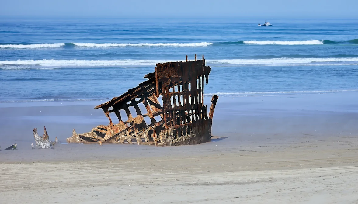 Rivian R1T R1S South OC, CA to Oregon Road Trip - 2,534 Miles Wreck of the Peter Iredal