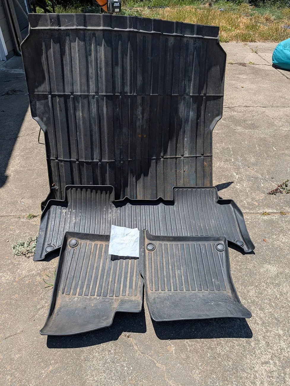 Rivian R1T R1S FS: R1T Floor Mats USED - $100 OBO 1427