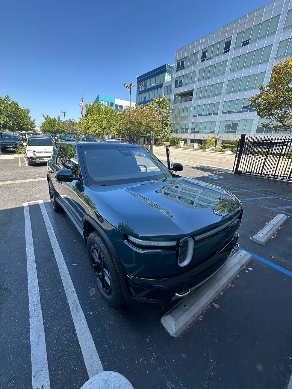Rivian R1T R1S R2 Demo Drive Scheduling is LIVE! Anyone book test drive yet? tempImageTmSlw8