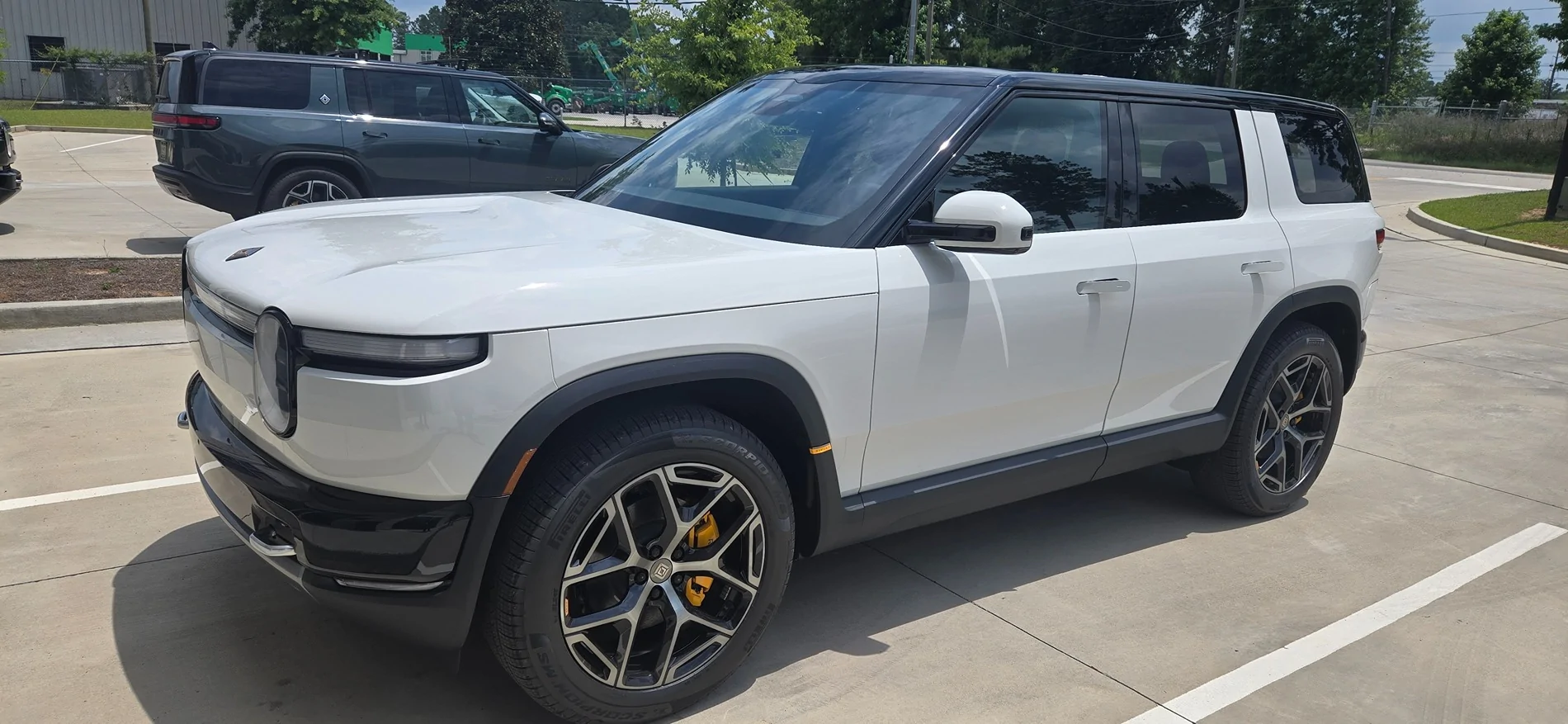 Rivian R1T R1S Finished R2 demo test drive? Share your review / impressions 20260609_141142
