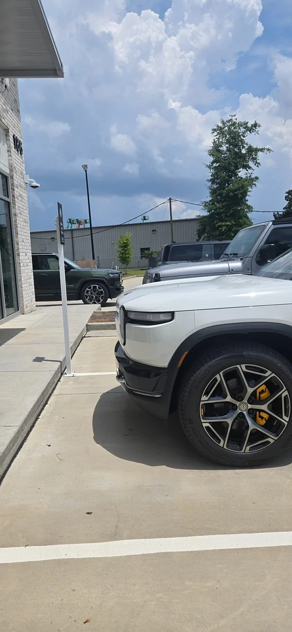 Rivian R1T R1S Finished R2 demo test drive? Share your review / impressions 20260609_141555