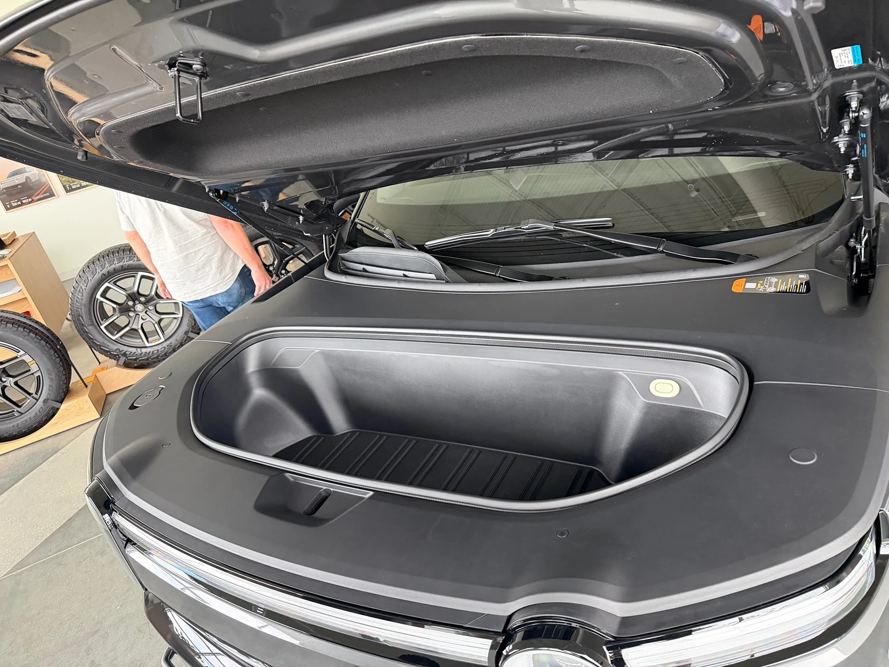 Rivian R1T R1S Finished R2 demo test drive? Share your review / impressions IMG_2637