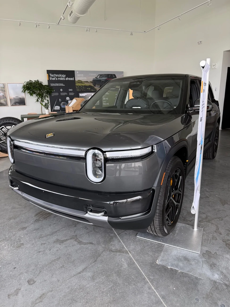 Rivian R1T R1S Finished R2 demo test drive? Share your review / impressions IMG_2638