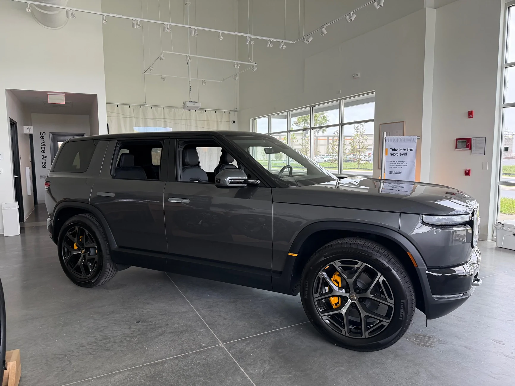 Rivian R1T R1S Finished R2 demo test drive? Share your review / impressions IMG_2641