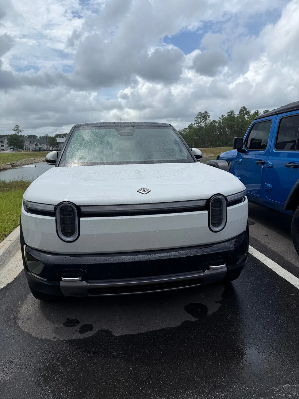 Rivian R1T R1S Finished R2 demo test drive? Share your review / impressions IMG_2645