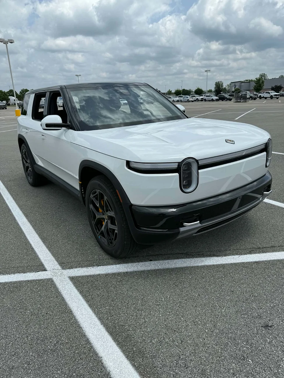 Rivian R1T R1S Finished R2 demo test drive? Share your review / impressions 1781057567379-nn